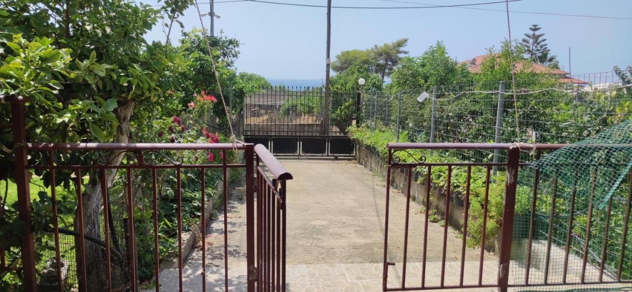 Apartamento Rontaki Farm Kyparissia Exterior foto